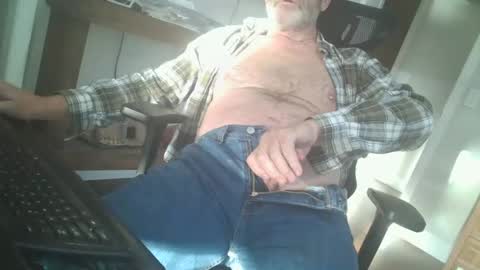 Snapshot of tincup430 chatting on November 3, 12:17 pm 5 day load on deck online show from November 3, 12:17 pm