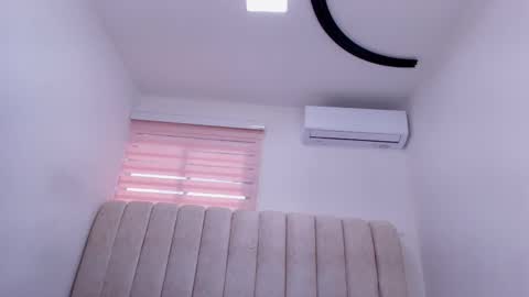 tinkerbell online show from January 16, 7:18 pm