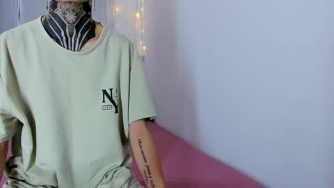 TINNY AND CANDY online show from October 29, 11:23 am