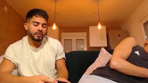 Snapshot of tinoclandestino chatting on March 5, 4:25 pm tinoclandestino online show from March 5, 4:25 pm