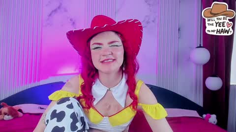 Snapshot of tiny__emmy chatting on December 13, 8:15 pm Emmy blue berry1 online show from December 13, 8:15 pm