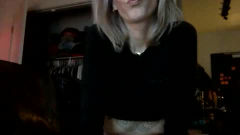 tinyandtatted420 online show from January 12, 11:54 pm