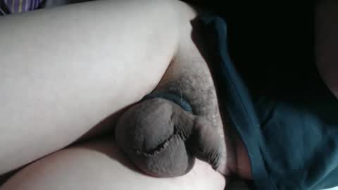 Snapshot of tinycummer1234 chatting on January 10, 9:00 am Tinycummer1234 online show from January 10, 9:00 am