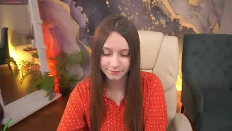 tinynataliee online show from May 26, 2:57 pm