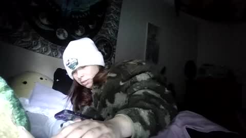 Snapshot of tinytittiexx chatting on April 14, 1:28 pm tinytittiexx online show from April 14, 1:28 pm