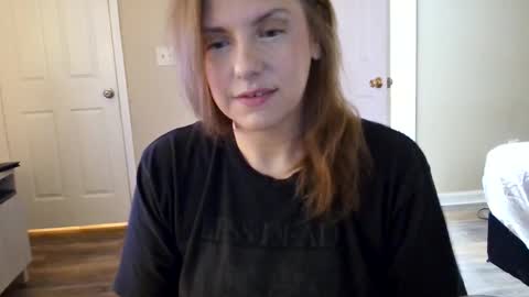 tinywithtiddies online show from February 28, 1:39 am