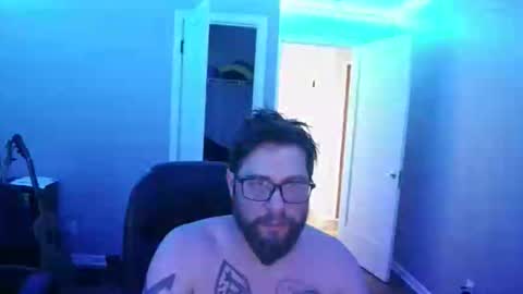 Snapshot of tippertonight chatting on May 24, 7:57 am tippertonight online show from May 24, 7:57 am