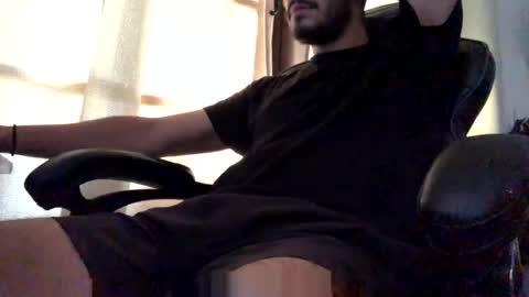 Titan online show from March 5, 9:48 pm