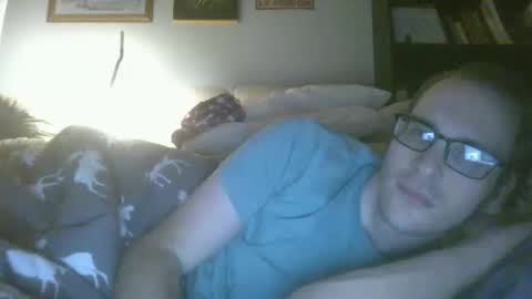 titlovercums online show from March 22, 4:38 am