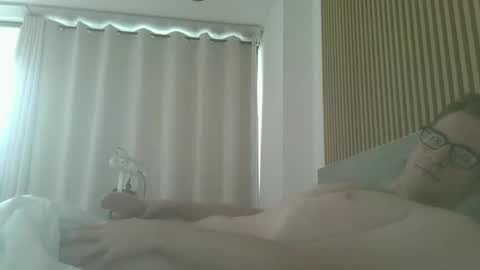 Snapshot of titlovercums chatting on April 20, 12:13 am titlovercums online show from April 20, 12:13 am
