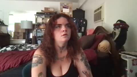 Snapshot of titzntattz chatting on April 29, 2:43 pm formerly bigtittygothwhore online show from April 29, 2:43 pm