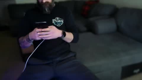 Snapshot of tj_the_man chatting on March 4, 1:59 pm TJ online show from March 4, 1:59 pm