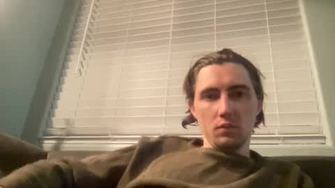 Snapshot of tlayne410 chatting on February 15, 9:16 am tlayne410 online show from February 15, 9:16 am