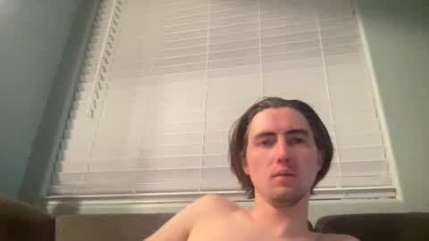 Snapshot of tlayne410 chatting on March 1, 10:24 am tlayne410 online show from March 1, 10:24 am