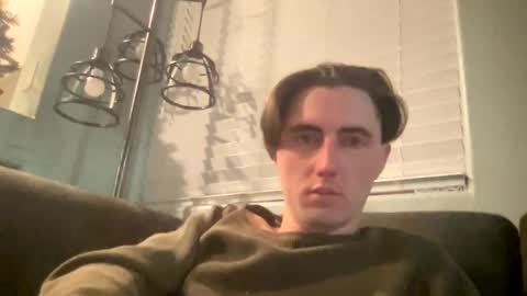 Snapshot of tlayne410 chatting on October 18, 7:42 am tlayne410 online show from October 18, 7:42 am