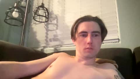 Snapshot of tlayne410 chatting on October 26, 8:09 am tlayne410 online show from October 26, 8:09 am