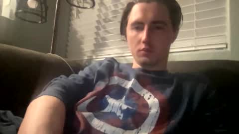 Snapshot of tlayne410 chatting on February 14, 9:17 am tlayne410 online show from February 14, 9:17 am