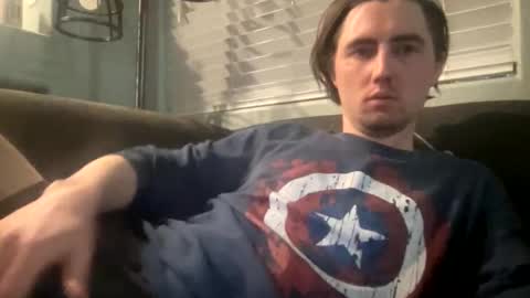 Snapshot of tlayne410 chatting on February 20, 8:05 am tlayne410 online show from February 20, 8:05 am