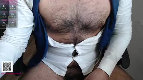 Leonel online show from October 31, 8:15 am