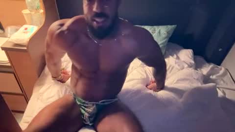 Snapshot of todd_dantes chatting on July 19, 4:49 am Todd online show from July 19, 4:49 am
