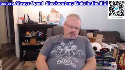 Snapshot of toddbator chatting on February 22, 5:46 pm Todd Bator online show from February 22, 5:46 pm