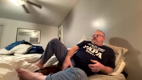 Snapshot of toddbator chatting on February 2, 2:21 am Todd Bator online show from February 2, 2:21 am