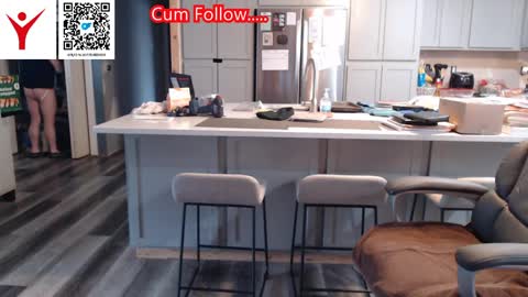 Snapshot of toddbator chatting on April 5, 2:14 pm Todd Bator online show from April 5, 2:14 pm