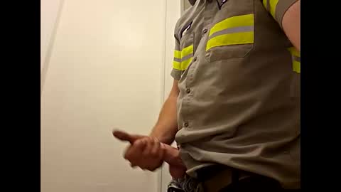 who wamts to hook up online show from February 5, 2:27 am