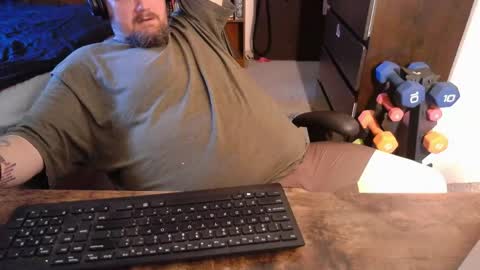 Snapshot of toede_0 chatting on May 14, 4:25 pm Toede online show from May 14, 4:25 pm