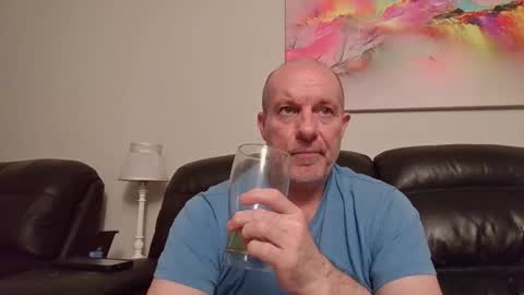 Snapshot of toerag69 chatting on May 30, 11:57 pm toerag69 online show from May 30, 11:57 pm