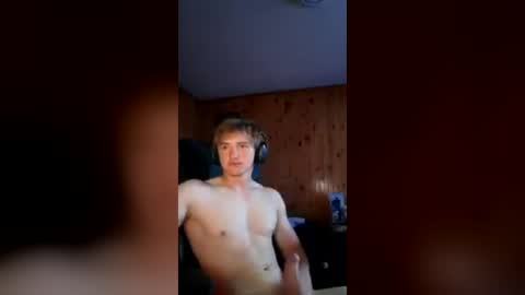 tofffii online show from June 18, 2:54 pm