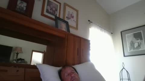Snapshot of tokelander chatting on July 13, 2:36 am tokelander online show from July 13, 2:36 am