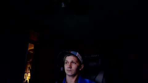 tokensarefun12801 online show from April 28, 5:01 am