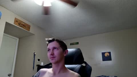 Snapshot of tokensarefun12801 chatting on May 8, 1:49 pm tokensarefun12801 online show from May 8, 1:49 pm