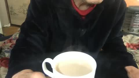 Snapshot of tokyo2024 chatting on January 4, 5:05 am small man online show from January 4, 5:05 am