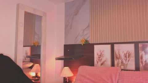 Snapshot of tokyoluu chatting on November 10, 7:57 pm tokyoluu online show from November 10, 7:57 pm