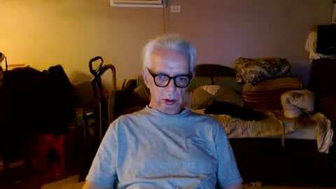 tom112292014 online show from September 16, 11:33 am