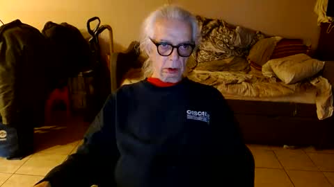 tom112292014 online show from March 9, 1:42 am