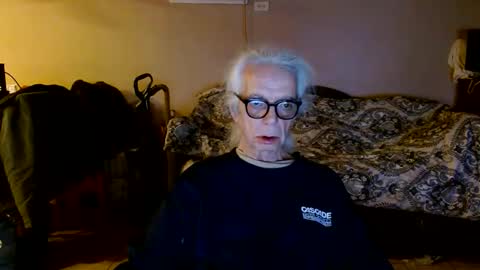 tom112292014 online show from March 29, 2:33 am