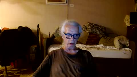 tom112292014 online show from June 8, 1:28 am