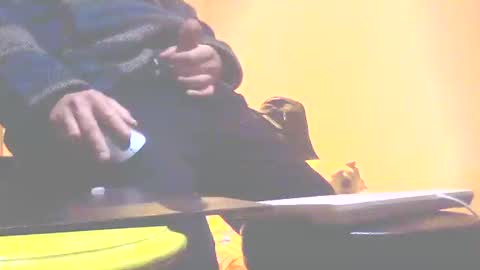 Ymmot   online show from April 21, 2:15 am