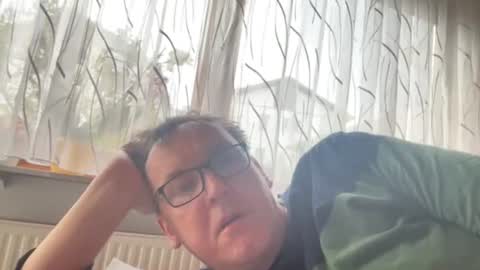 Tom online show from March 21, 8:19 am