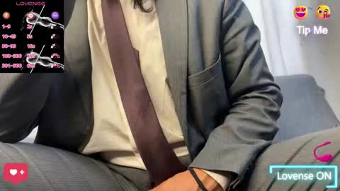 TOM online show from November 16, 1:49 pm