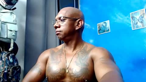 Snapshot of tom_miller chatting on April 23, 1:51 am Tom Miller online show from April 23, 1:51 am