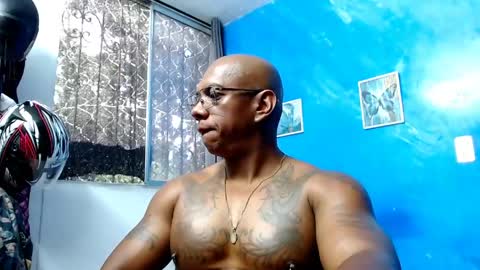 Snapshot of tom_miller chatting on April 29, 7:31 pm Tom Miller online show from April 29, 7:31 pm