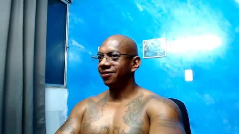 Snapshot of tom_miller chatting on May 9, 2:06 am Tom Miller online show from May 9, 2:06 am