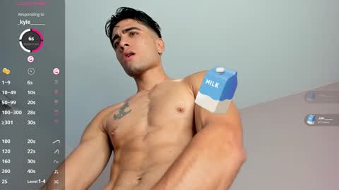 tom online show from December 7, 5:09 pm