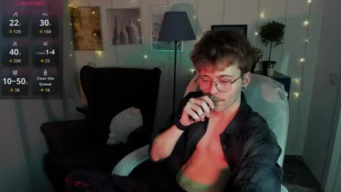 tomas_norton online show from April 1, 8:39 pm