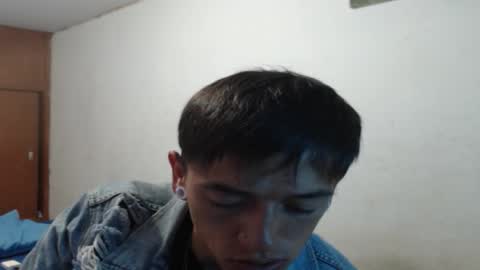 tomas_turbado_ online show from March 21, 5:23 am