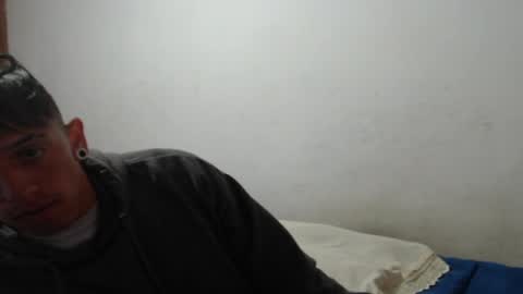 tomas_turbado_ online show from March 28, 7:41 am